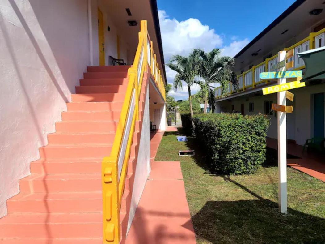 A4 - Endless Summer Rentals - Downtown Apartment Near Park, Ports, And Beach Форт-Лодердейл Экстерьер фото