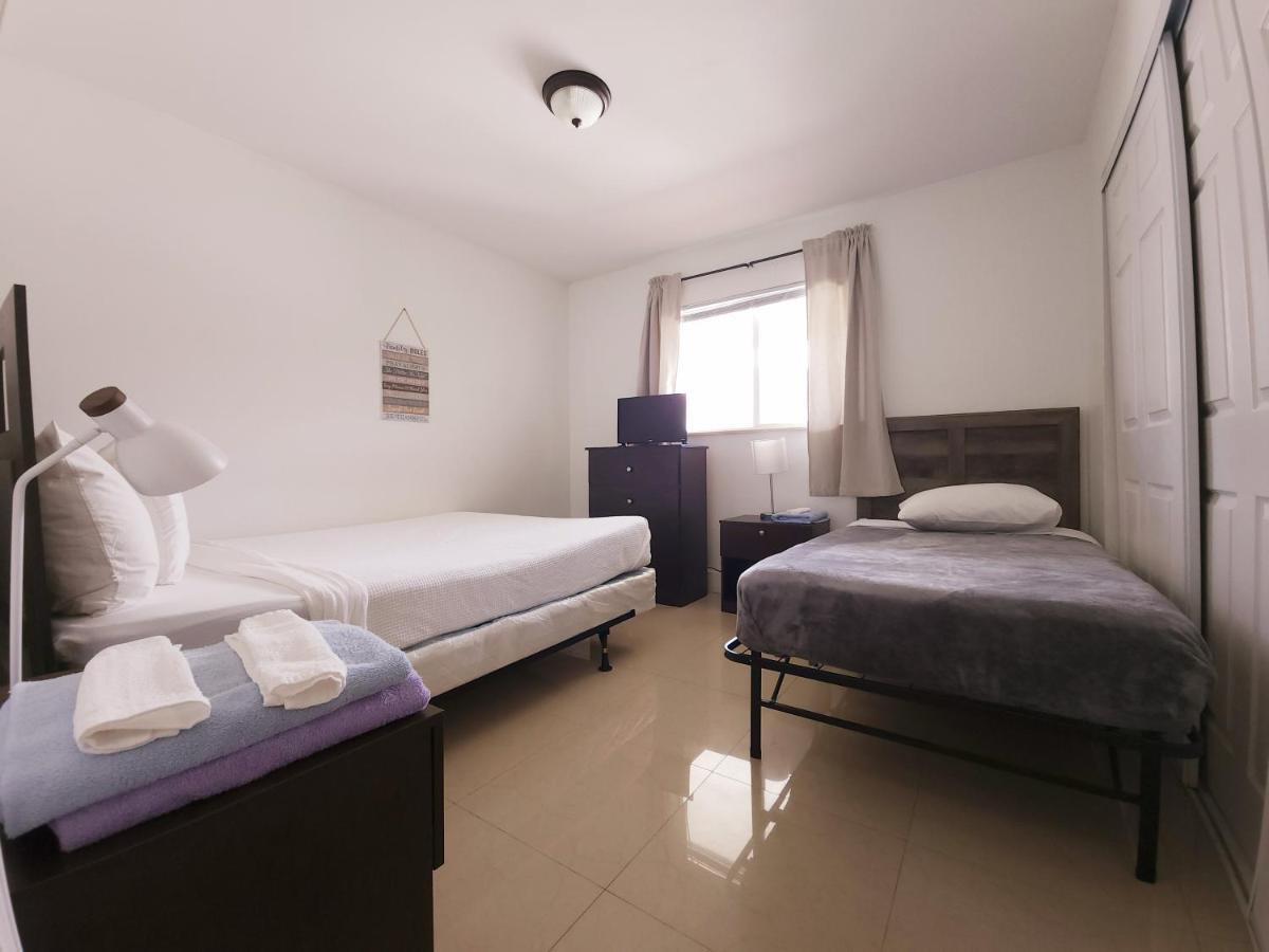 A4 - Endless Summer Rentals - Downtown Apartment Near Park, Ports, And Beach Форт-Лодердейл Экстерьер фото