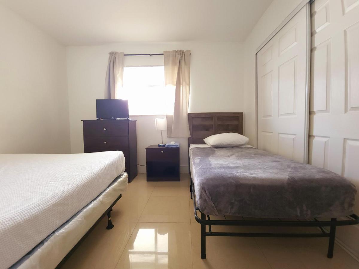 A4 - Endless Summer Rentals - Downtown Apartment Near Park, Ports, And Beach Форт-Лодердейл Экстерьер фото